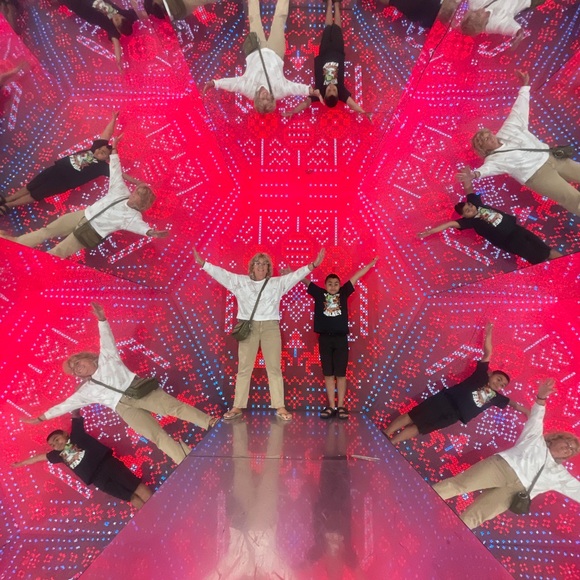 NEW FLYER! Please like & share this new flyer to be notified when I go live💚 - Picture 10 of 12